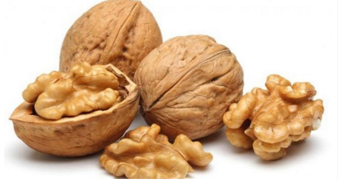 Kështu mund të parandaloni thinjët e flokëve