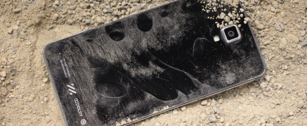 Rezistentë dhe të papërshkueshëm nga uji, 5 smartfonët më të mirë për këtë verë