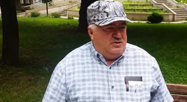 Njihuni me Xhezalinë, 60-vjeçarin që deri tani ka bashkuar 391 çifte shqiptare