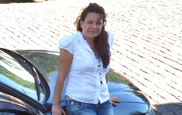 Historia e laçianes: Do vetëvritem, më ka ardhur në majë të hundës jeta me burrin tim