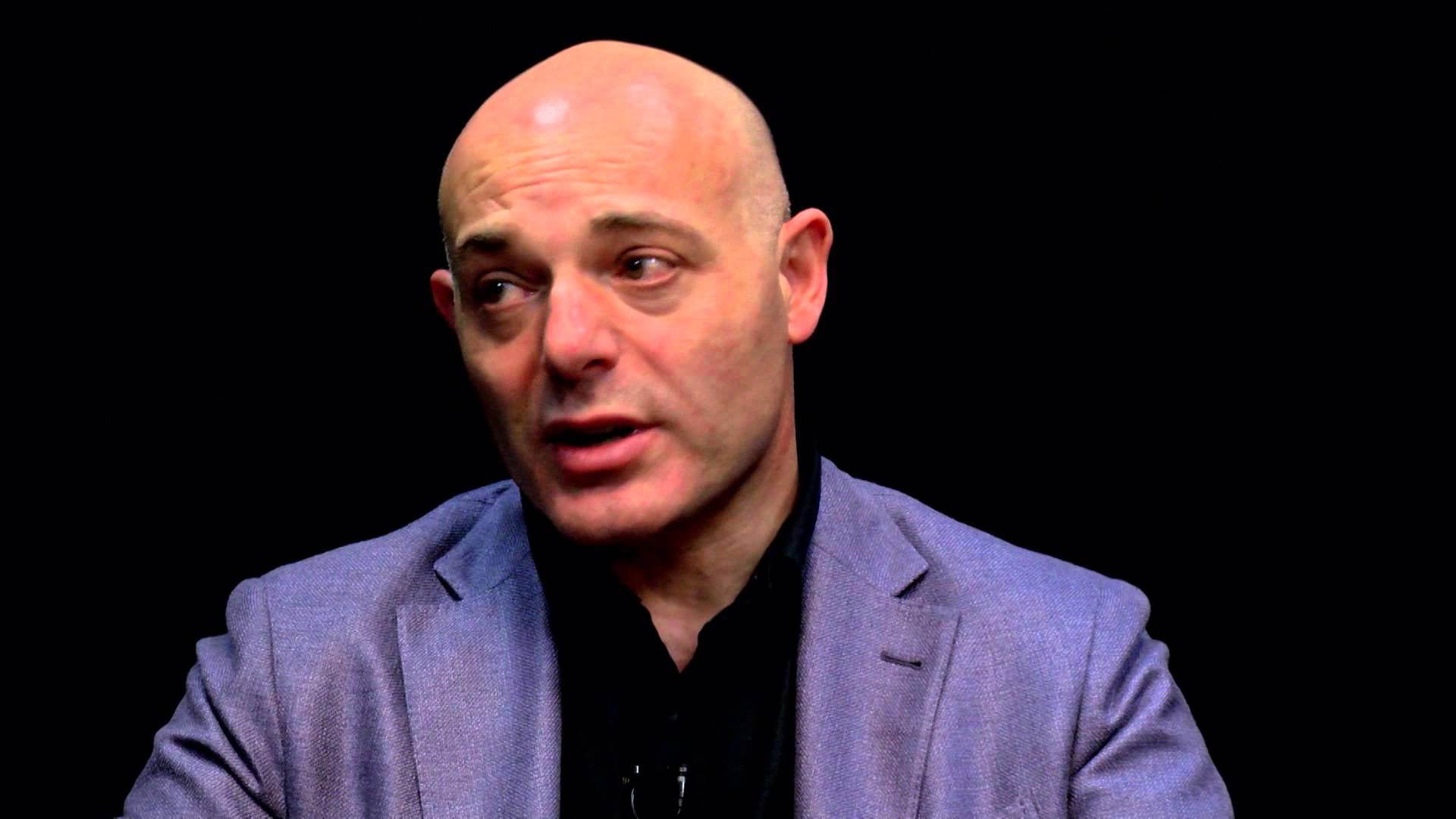 Familjarët padisin Blendi Fevziun, shkak prona e njohur në qendër të Tiranës