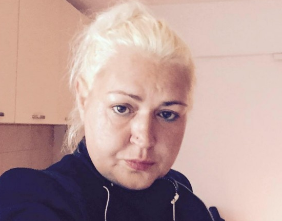 Flet vlonjatja: Si vodha gruan e nëndrejtorit të Policisë dhe lashë vajzën 5-vjeçare në Holandë