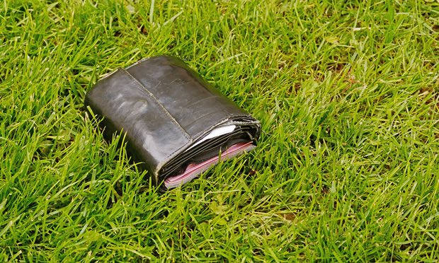 Humbi portofolin 14 vite më parë, nuk u besoi dot syve nga mesazhi që i erdhi