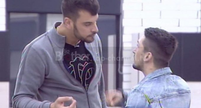 Damiano pasi Ervin Tirona e pështyu në fytyrë, “Jam nivel më i lartë, eh si do ia nxij jetën…”