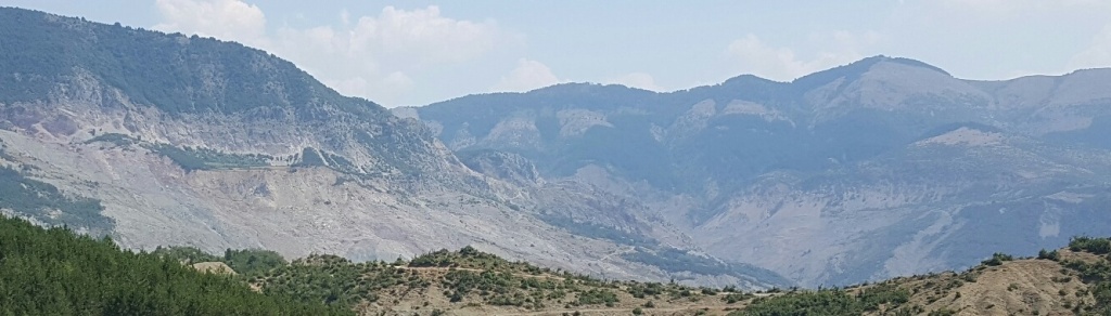 Historia e tmerrshme e fshatit në Elbasan që u shfaros nga natyra