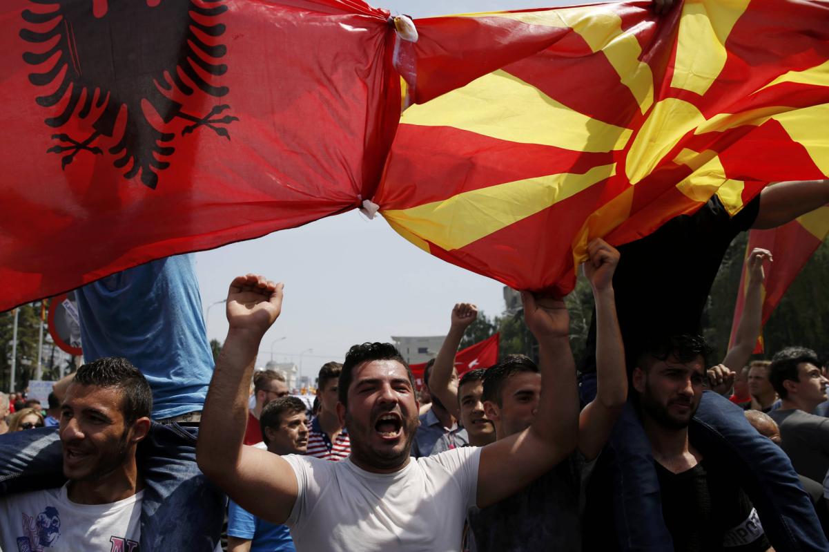 Shqiptarët nuk janë minoritet dhe shqipja duhet të rirregullohet me Kushtetutë