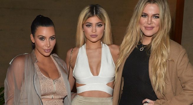 Befasojnë motrat Kardashian, të trija janë shtatzënë