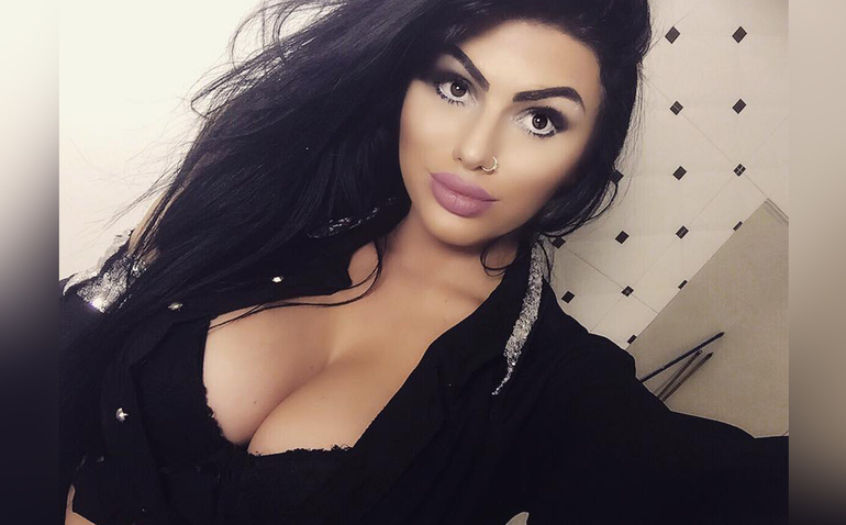 Historia e trishtë e Kallashit, kjo foto nga fëmijëria të lë me gojë hapur