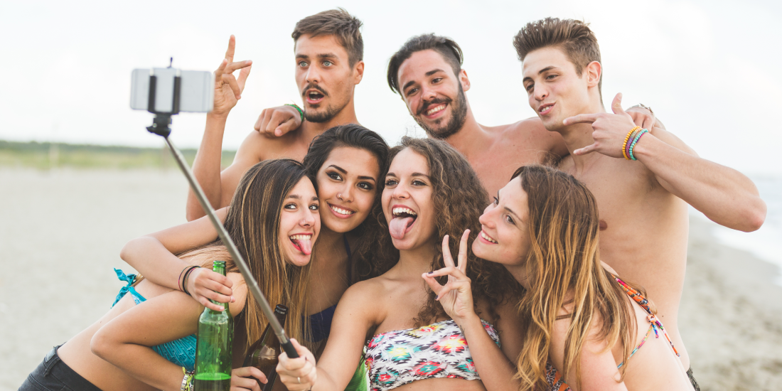 Doni të dini sa veta kanë të njëjtin emër si ju në Shqipëri? Ju tregojmë si ta gjeni