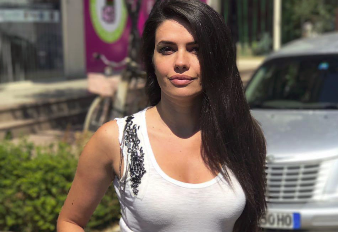 Ish-autorja e “Big Brother” status të fortë: Adela nuk duhej të kthehej sot në Kavajë