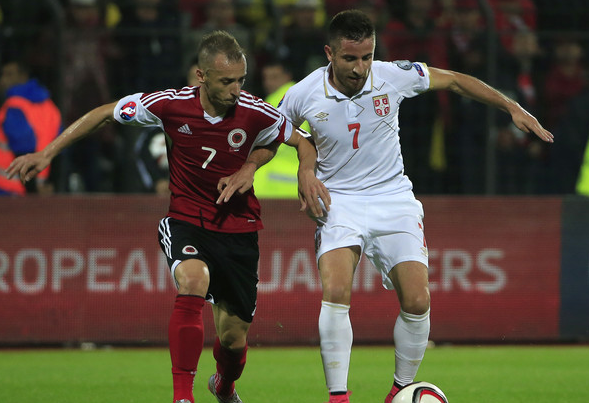 Me Serbinë ia doli në “Elbasan Arena”, tani mesfushori serb kërcënon korçarët: Vijmë për…