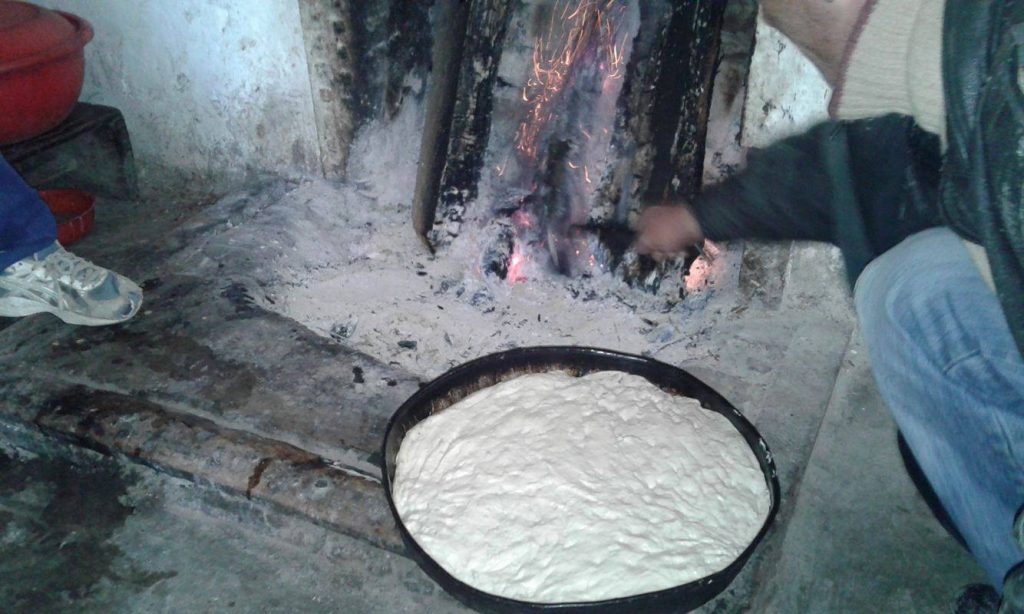 Varfëria s’ka moral, shqiptarët në Librazhd dhe Dibër bëhen bullgarë për të punuar në BE