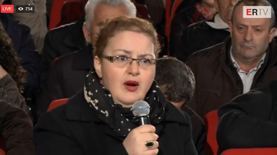 E sëmura me tumor bën Ramën “për një lek”,  ç’ndodhi në Rrëshen që i preku të gjithë