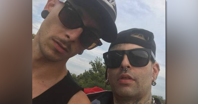 Goditën me thikë shqiptarin, arrestohen reperat e famshëm italianë