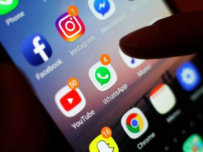 Si të lexojmë mesazhet në Messenger dhe WhatsApp pa i hapur