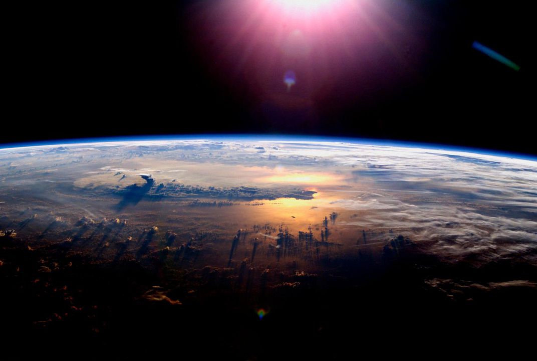 Sonda e NASA-s dërgon imazhin mahnitës, kështu duket Toka e kapur nga 43 milionë kilometra larg
