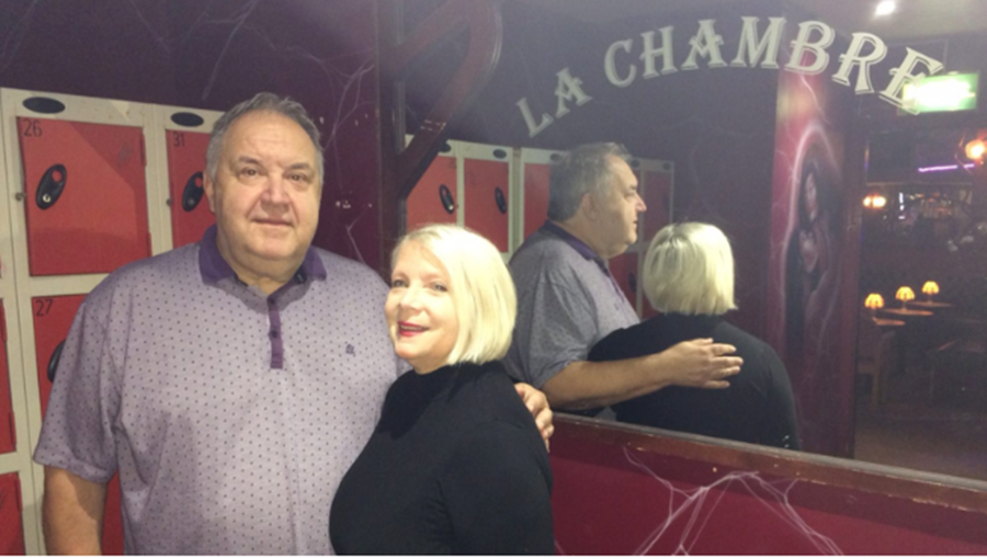 “E kam bërë me 2 mijë femra, të gjitha me bekimin e gruas”