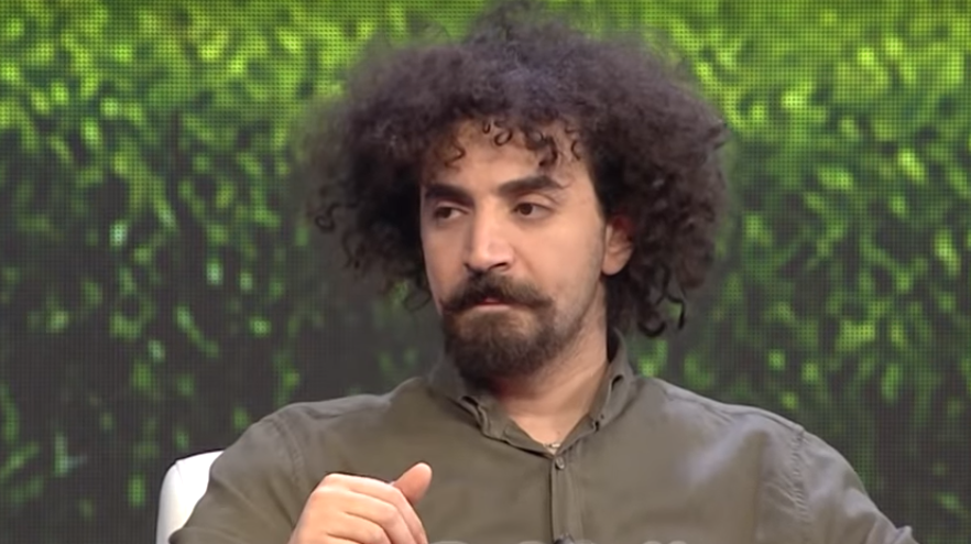 Albano Bogdo e thotë troç: Nuk më do trapi