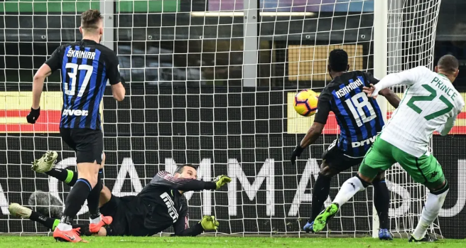 Sasuolo konfirmohet si ‘mace e zezë’ për Interin, Handanoviç i shpëton lëkurën zikaltërve