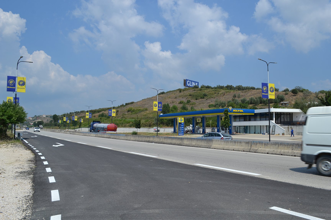 Nga Tirana në Vlorë, këto janë qytetet me cilësinë më të keqe të naftës