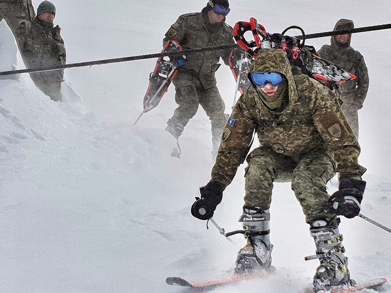 Pak ditë më parë humbi jetën edhe zvëvendës ministri, FSK shkatërron ortekët e borës në Brezovicë