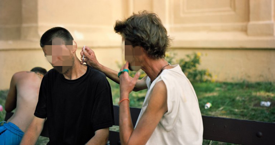 E provojnë nga kurioziteti/ Këto janë disa nga substancat që krijojnë më shumë varësi