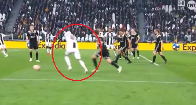 Rasti që mund të ndryshonte ndeshjen, ishte penallti për Juventusin ky episod?