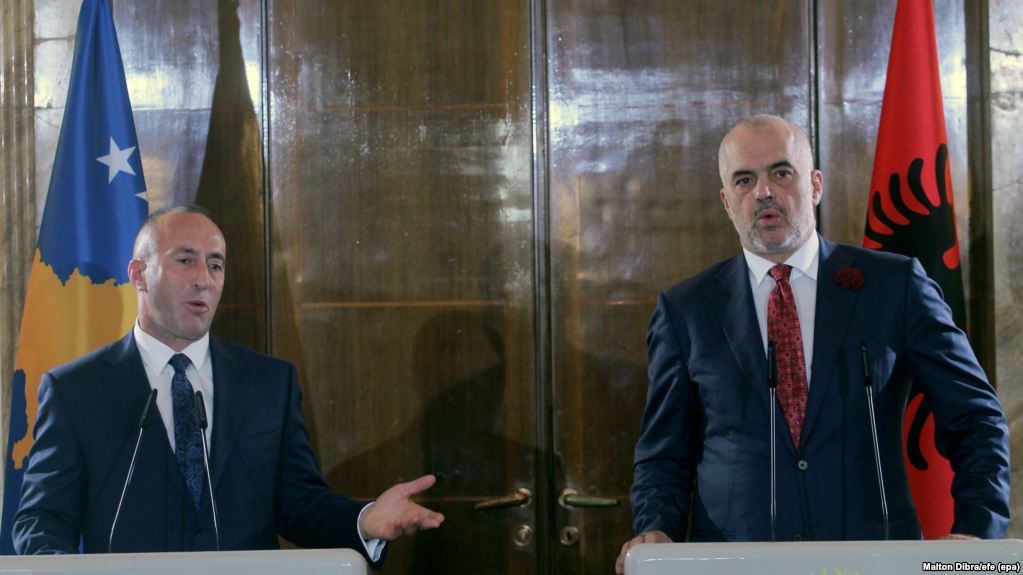 Përplasja Rama-Haradinaj, Kaba: Heronjtë nuk kanë nevojë për Facebook