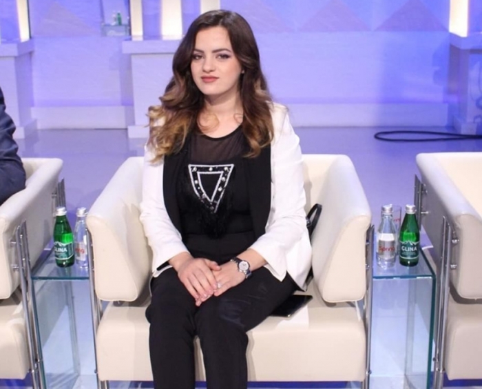 Puna e parë në jetë deputete, Elda Hoti: Nuk e di kur është krijuar partia