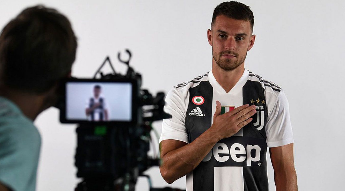 Aron Ramsey zgjedh të mbajë një numër të veçantë te Juventusi