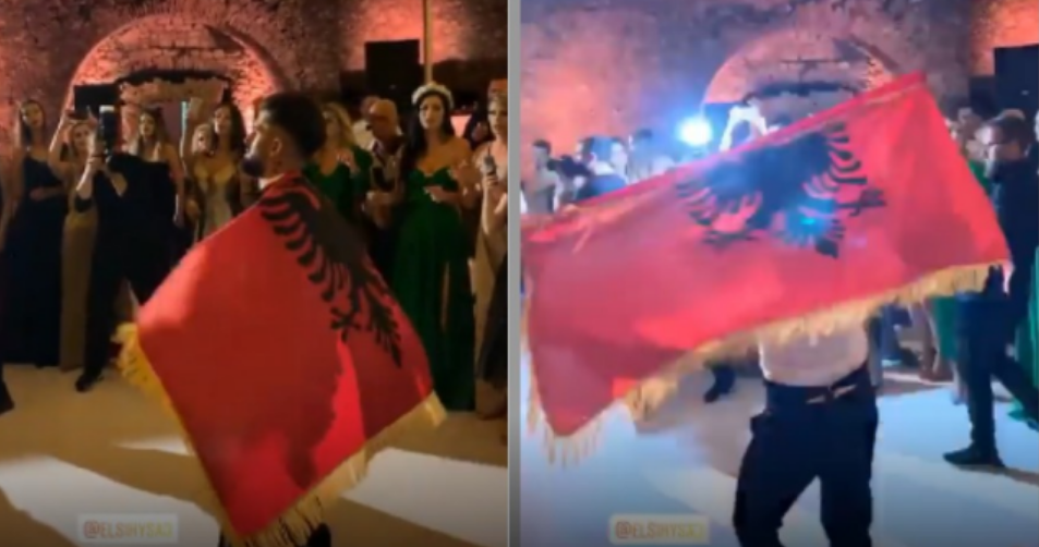 Me flamurin kuqezi mbi shpinë, Hysaj dhuron spektakël në dasmën e tij