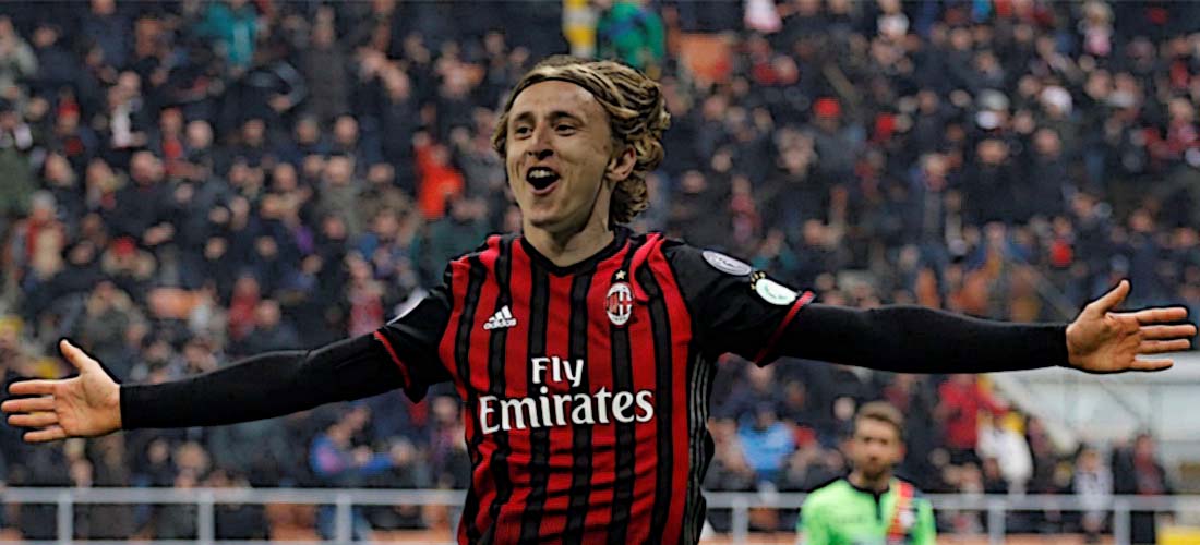 “Bomba” nga Italia, Milani tenton blerjen e Luka Modriç
