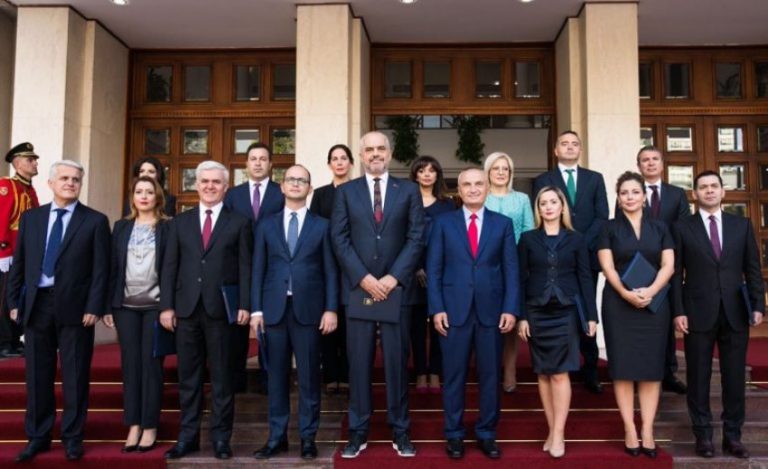 Shpenzimet e çmendura të ish-ministres së Ramës, 3079 euro një udhëtim