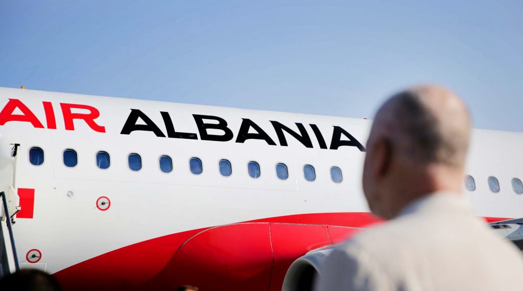 Vijojnë denoncimet ndaj Air Albania: Na anuluan fluturimin Bologna–Tiranë dhe na lanë në mes të rrugës