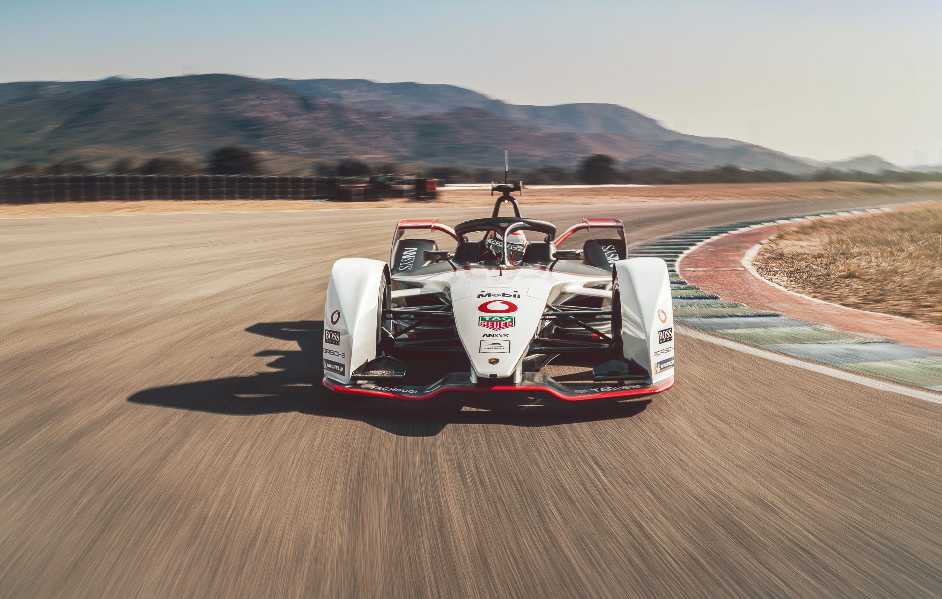 Vodafone, sponsor i skuadrës së Porsche-s në “Formula E”