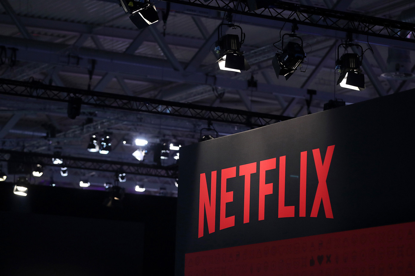 Netflix fillon një plan mujor 4 $  vetëm për celular në Malajzi.