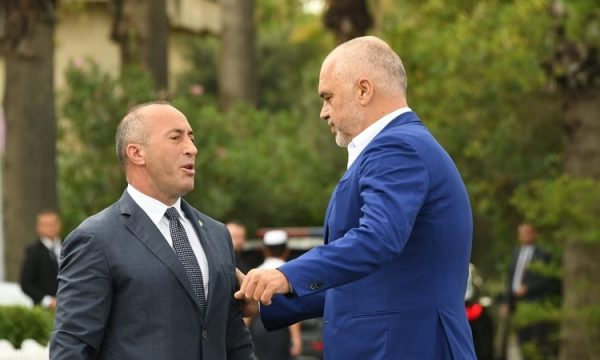 E turpshme! Rama nuk begenis t’i hapë telefonin Haradinajt për tërmetin: Është e pamundur