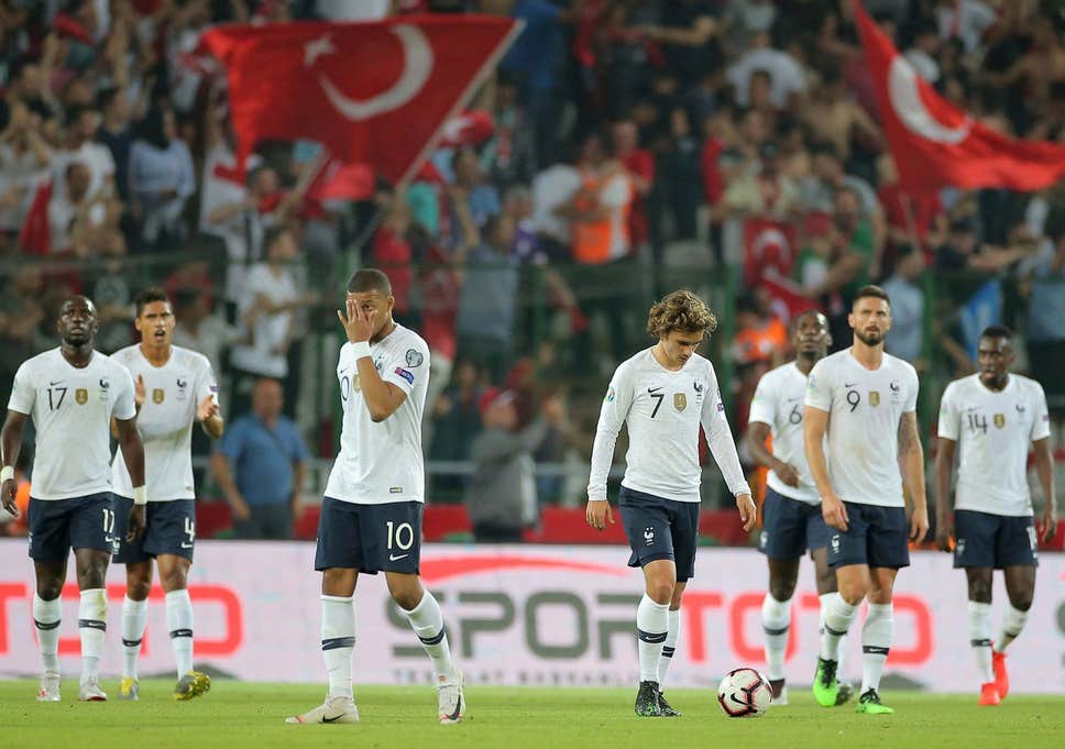 Ka frikë nga turqit, Franca merr masa drastike për ndeshjen e sotme