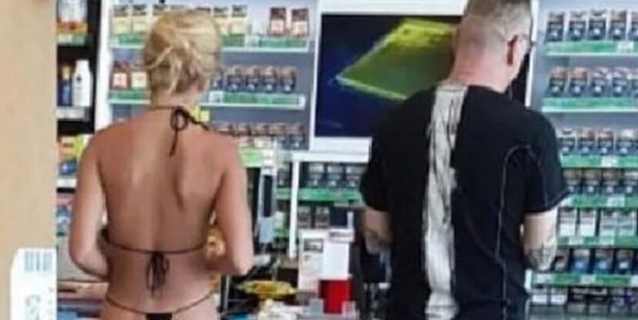 Shkoi me një palë bikini të vogla në market, turisten e ‘fëlliqin’ keq në Facebook: Turp t’ju vijë!