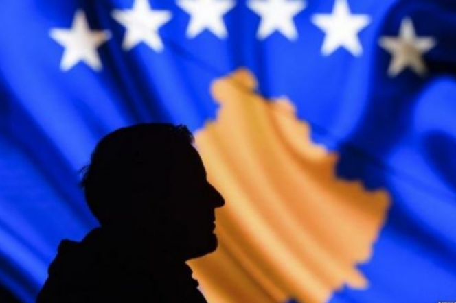 Serbët pretendojnë se një shtet ka tërhequr njohjen për Kosovën