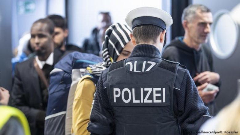 Duan vetëm të ikin/ Shqiptarët në vendin e katërt për hyrjet ilegale në Gjermani