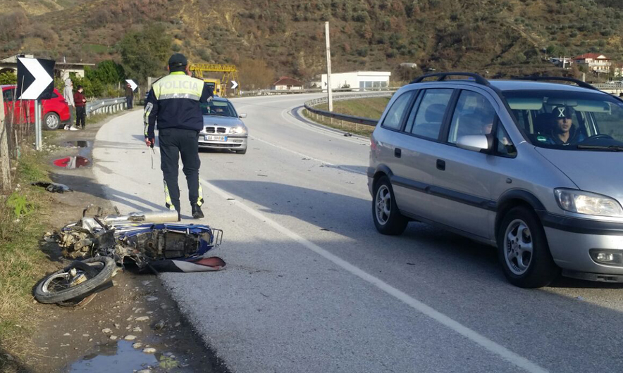 Aksident i rëndë në Milot, makina përplas për vdekje drejtuesin e motorit