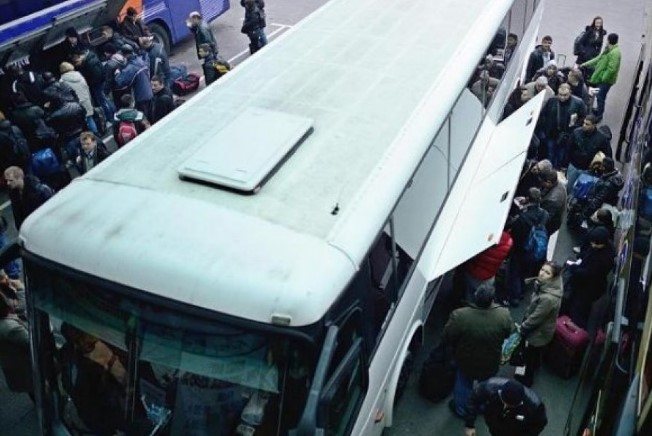 Udhëtarëve kosovarë u ndodh e papritura në Gjermani, Policia konfiskon autobusin dhe i lë në rrugë