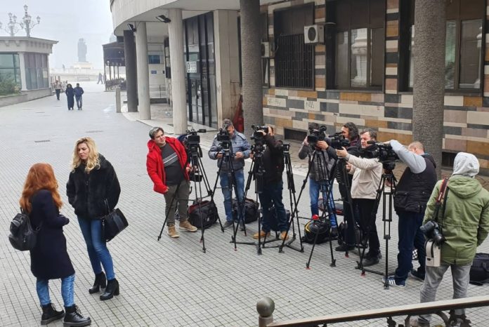 Gazetarët dëbohen nga Gjykata Kushtetuese