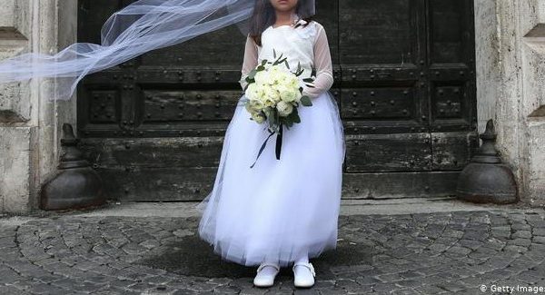 Martesa desh e çoi në vetëvrasje 14-vjeçaren shqiptare, 4 persona nën hetim për ngjarjen