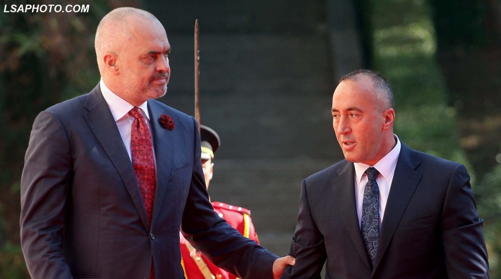 Përplasjet me Ramën/ Haradinaj u kërkon falje shqiptarëve, kritikon fort qeverinë shqiptare