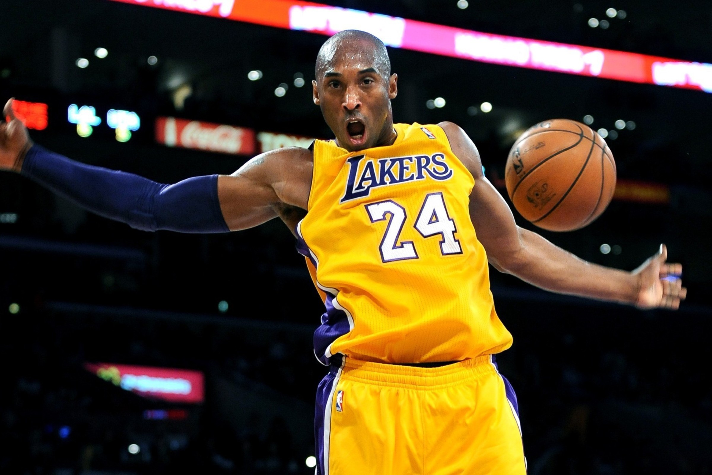 Tragjedi në SHBA! Gjen vdekjen tragjikisht legjenda e basketbollit Kobe Bryant