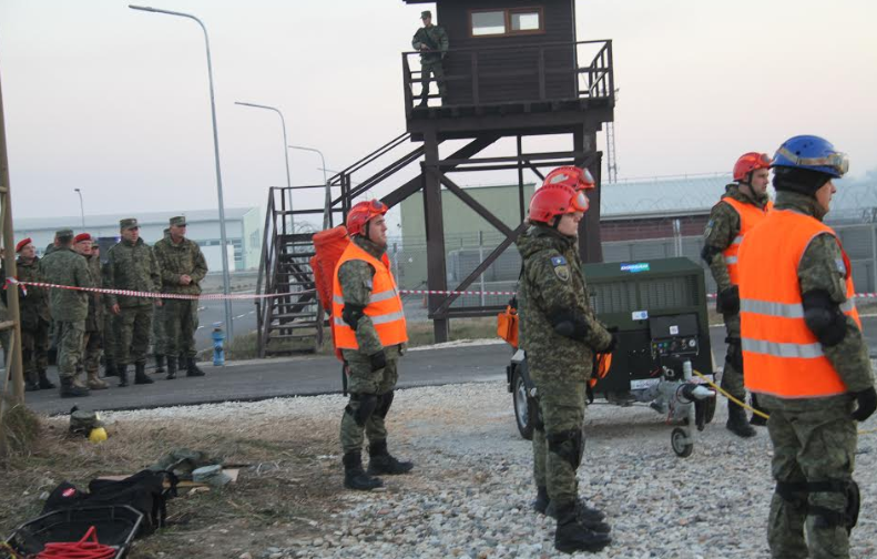 Kosova gati ta nis ushtrinë për ta ndihmuar Turqinë pas tërmetit
