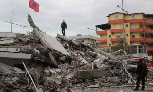 Emiratet e Bashkuara Arabe gëzojnë Shqipërinë, 70 milionë euro për të prekurit nga tërmeti