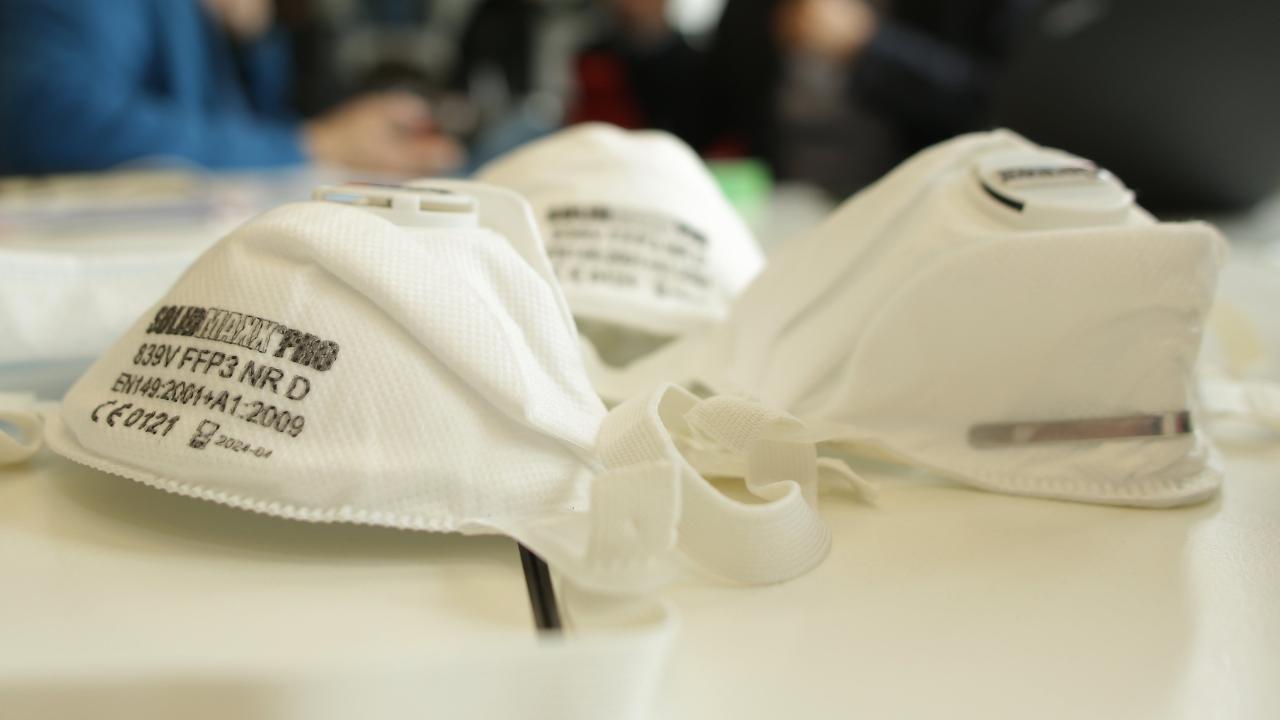 Kina dërgon 100,000 maska mbrojtëse në Gjermani
